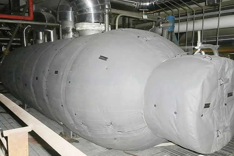 再沸器保溫,再沸器<a href=http://www.kafl.cn/e/tags/?tagname=%E4%BF%9D%E6%B8%A9%E5%A5%97 target=_blank class=infotextkey>保溫套</a>,<a href=http://www.kafl.cn/e/tags/?tagname=%E6%8D%A2%E7%83%AD%E5%99%A8%E4%BF%9D%E6%B8%A9 target=_blank class=infotextkey>換熱器保溫</a>